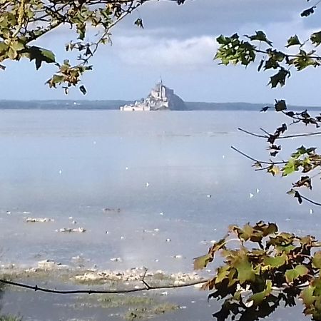 Entre Mont St Michel Et Merveille Vains Luaran gambar
