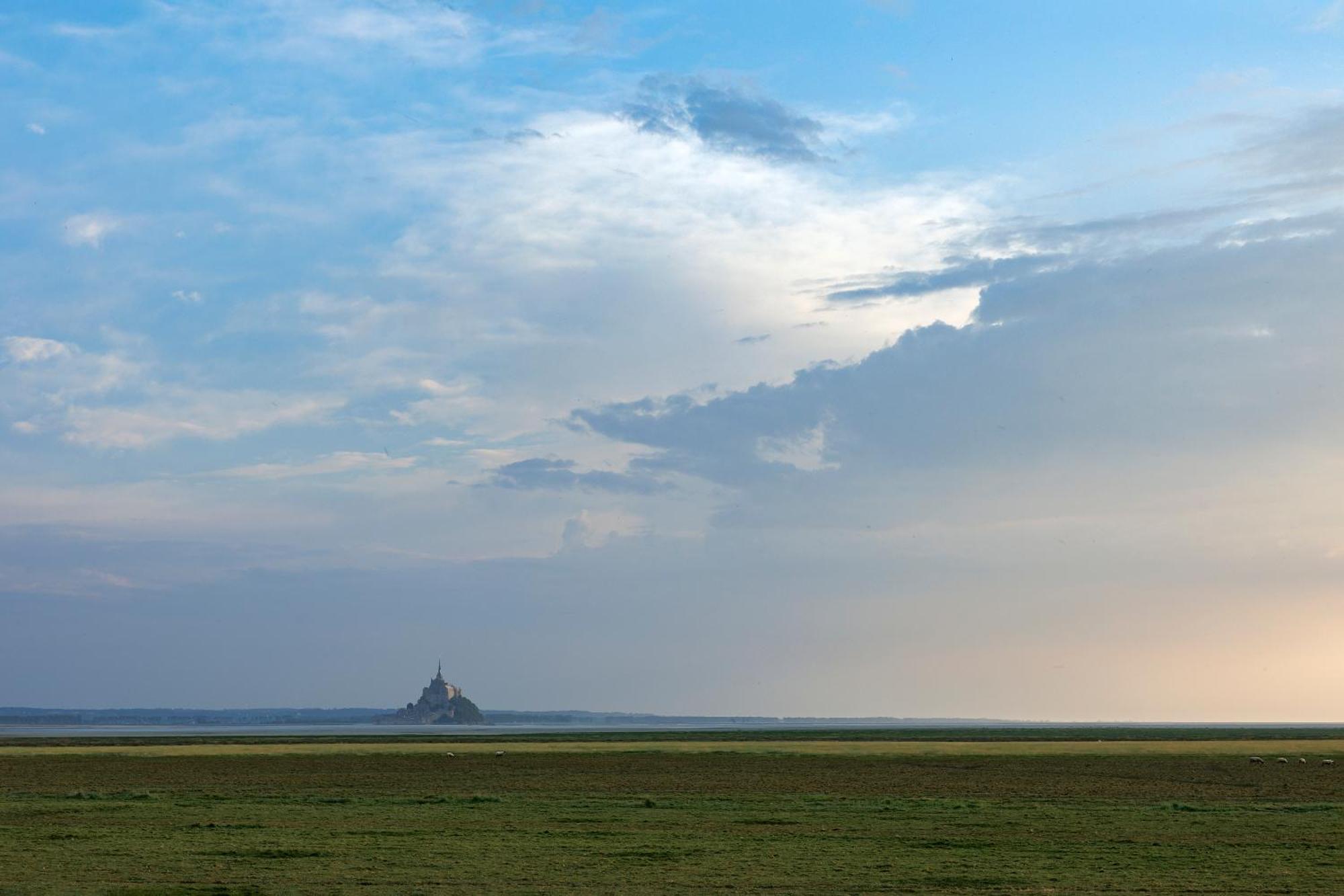 Entre Mont St Michel Et Merveille Vains Luaran gambar